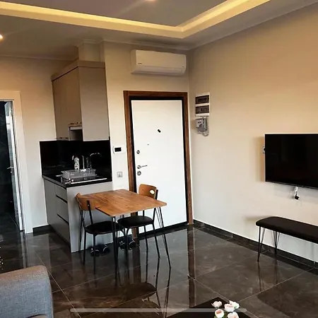 In Royalgarden Means Life Apartamento Alanya