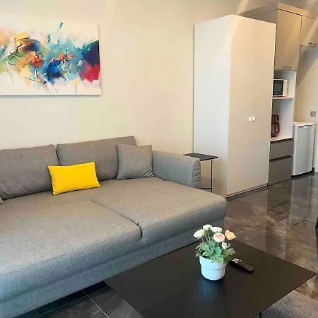 Apartamento In Royalgarden Means Life *