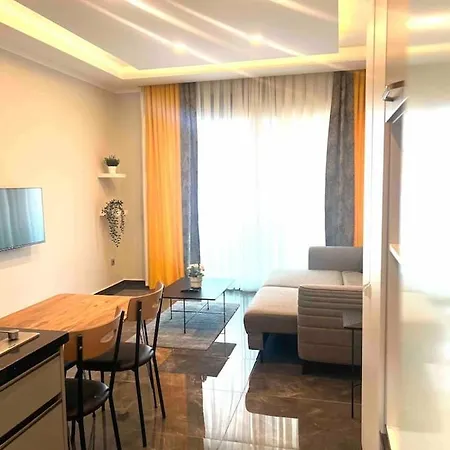 In Royalgarden Means Life Apartamento *
