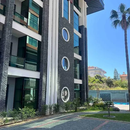 Apartamento In Royalgarden Means Life