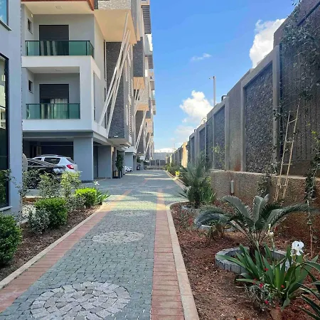 In Royalgarden Means Life Apartamento